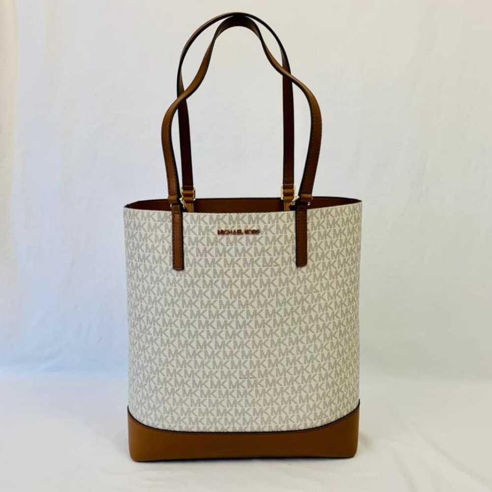 Michael Kors Kelli Large Two-Tone Logo Tote Bag - Picture 3 of 15